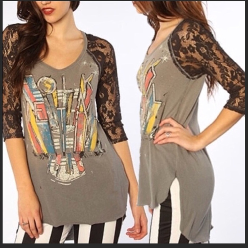 🎸Free People🎸 Long Sleeve Tee